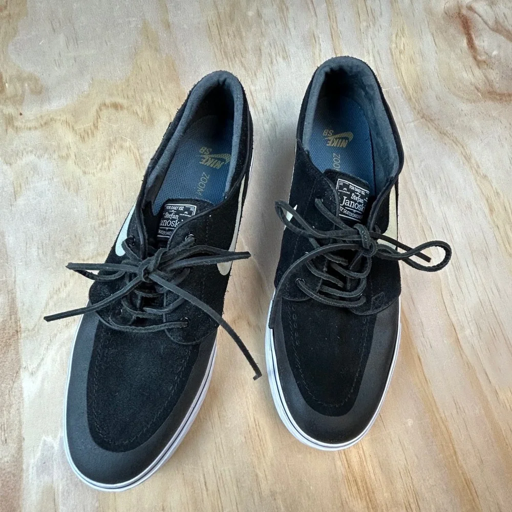 Nike SB Zoom Stefan Janoski Premium SE Black White Suede Skate Shoes 631298-014